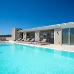 Hotel Isa - With Panoramic Swimming Pool In Just 850 Mt From The Sea