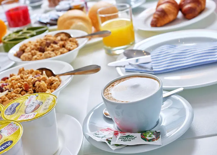 Isa - With Panoramic Swimming Pool In Just 850 Mt From The Sea Hotel 4*