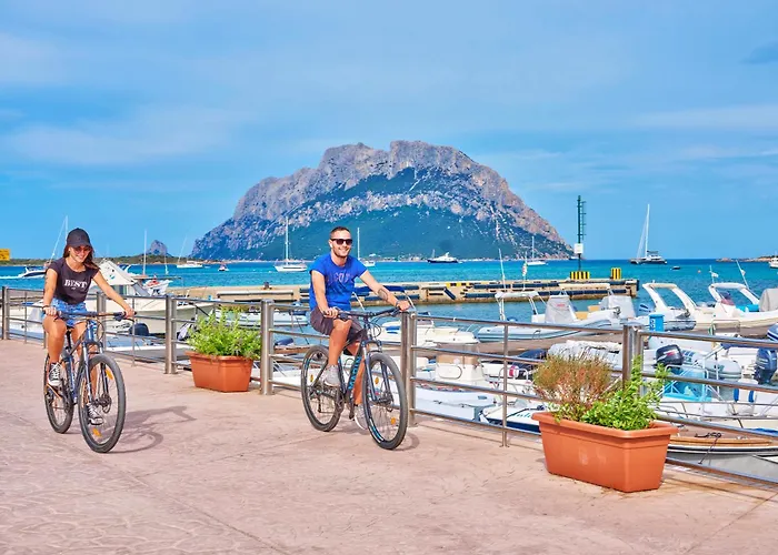 Isa - With Panoramic Swimming Pool In Just 850 Mt From The Sea 4* Porto San Paolo (Sardinia)