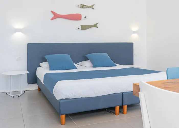 Isa - With Panoramic Swimming Pool In Just 850 Mt From The Sea Porto San Paolo (Sardinia)